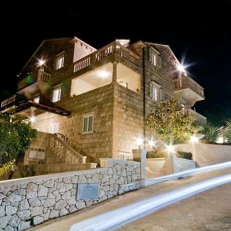 Apartments Barba Petra Dvori Sumartin Ngoại thất bức ảnh